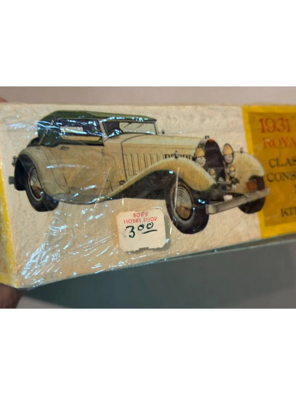 Vintage Lindberg 1/24 1931 Bugatti Royale Victoria Plastic Model Car Kit 679 NIO